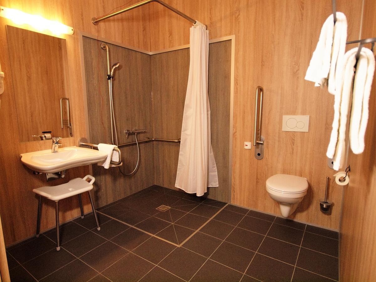 Hotel Traumfabrik Büttelborn Esterno foto