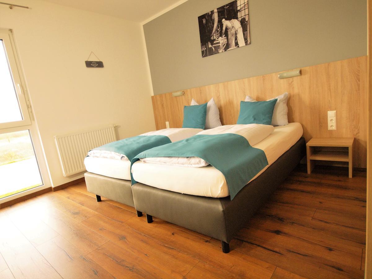 Hotel Traumfabrik Büttelborn Esterno foto